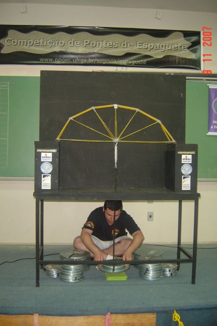 grupo04_03