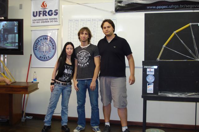 grupo06_03