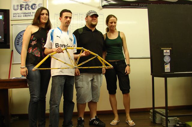 grupo08_01