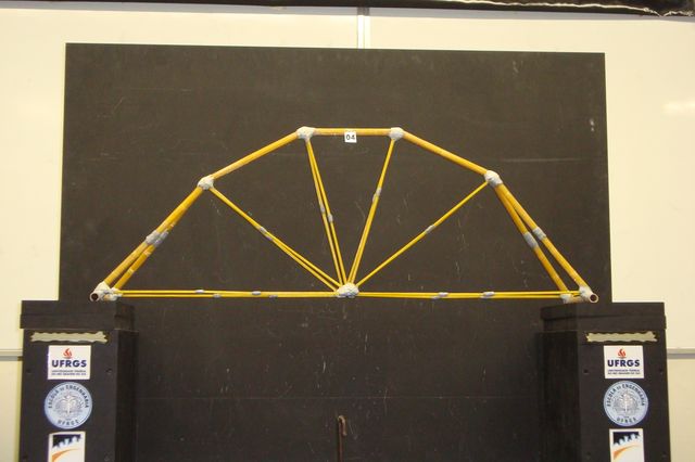 grupo04_03