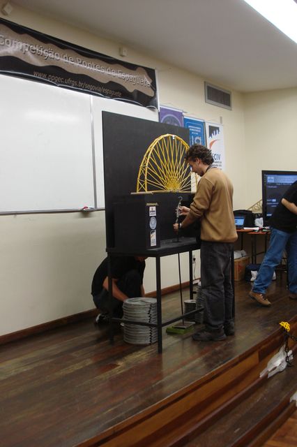 grupo04_06
