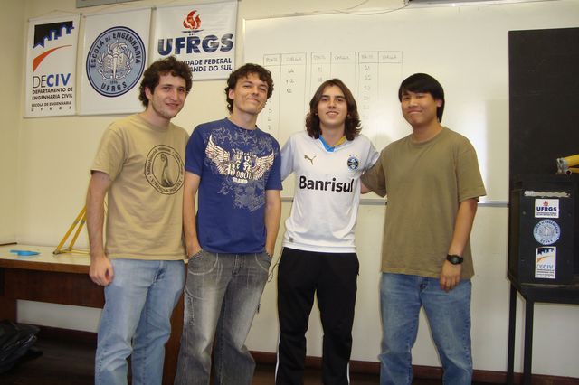grupo04_01
