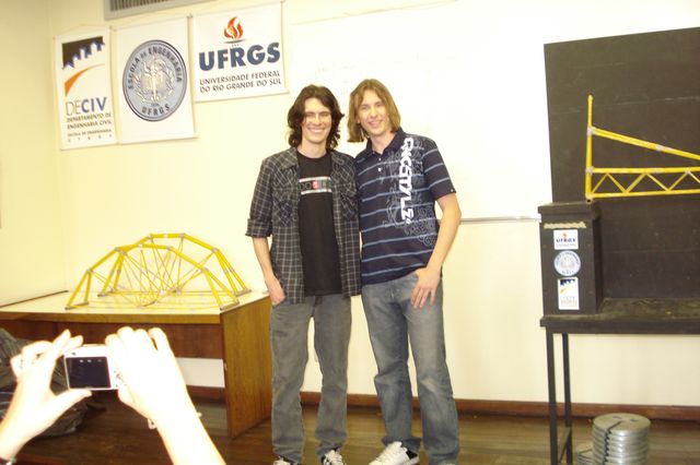 grupo06_04