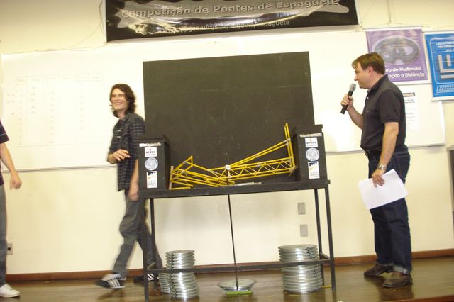 grupo06_08