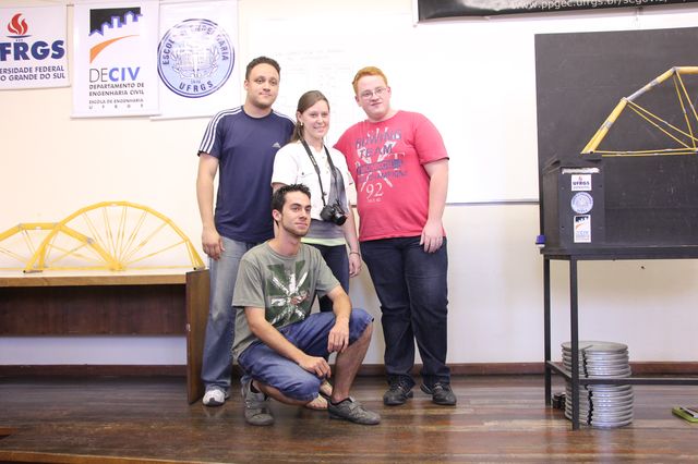 grupo02_04